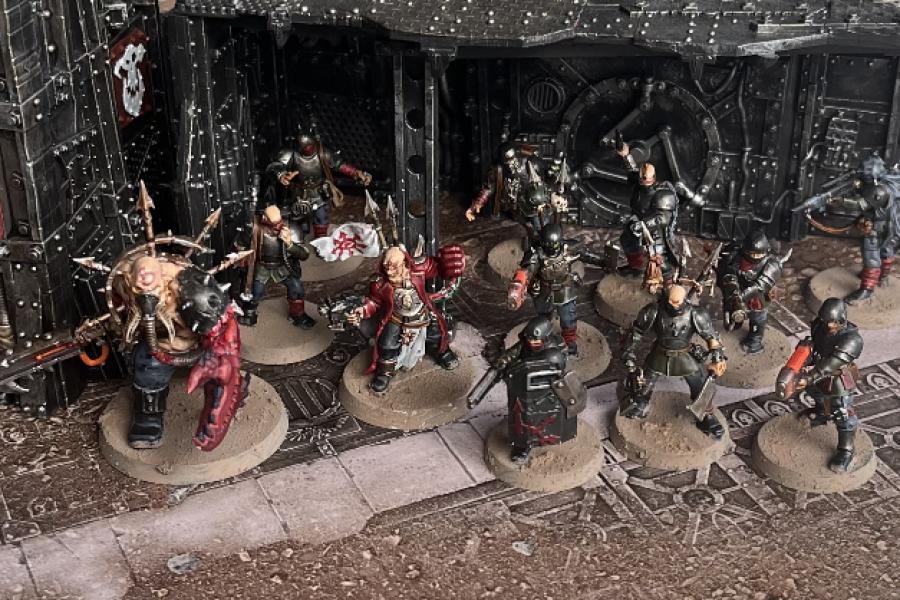 Kill Team: Militarum Traitoris Blooded Kill Team : r/killteam